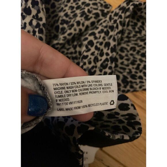 A New Day women's leopard print elastic waist with side zip skinny dress pants 4 - Picture 7 of 9